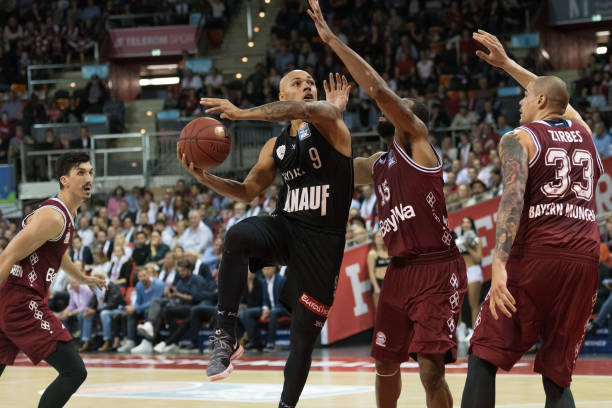 出战产生担 出战产生担