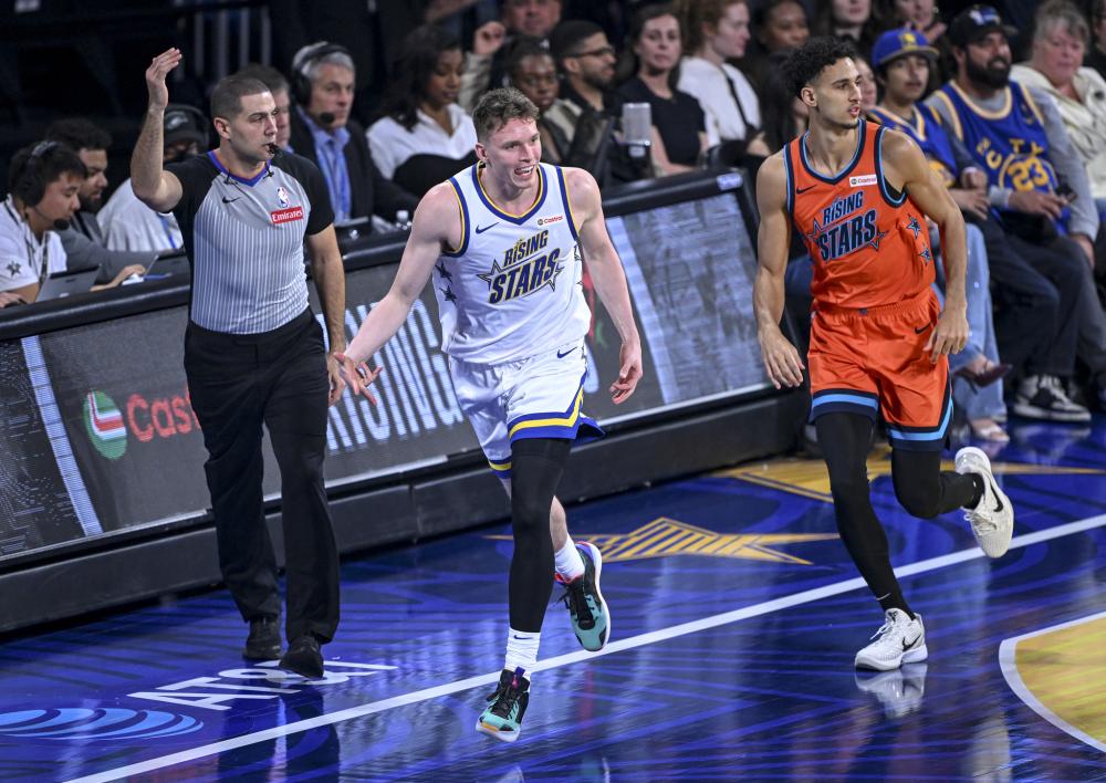 比单纯防守 比单纯防守