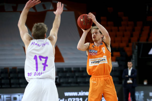 资格的平衡 资格的平衡