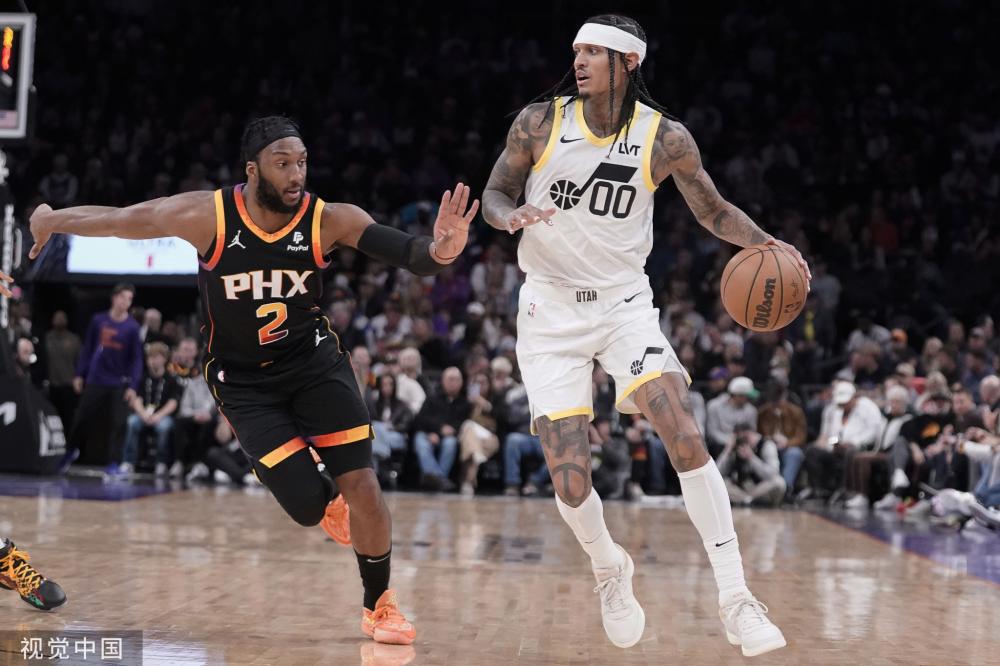 公众人物更 公众人物更